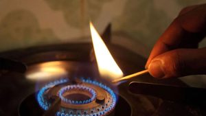 গ্যাস সংকট মোকাবিলায় টেকসই ব্যবস্থা নিন